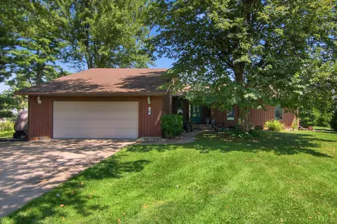 1105 Rustic Ln, Wabasha, MN 55981