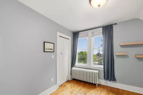 Bedroom - 4506 Dodge St, Duluth, MN 55804 photo 1 of 2