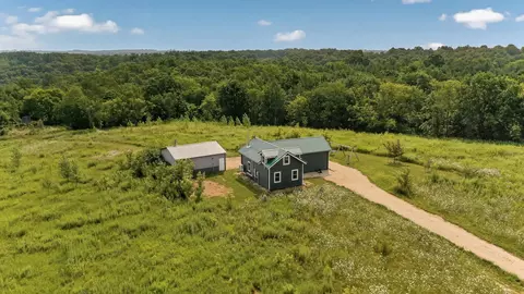 27714 County 25 S, Peterson, MN 55962