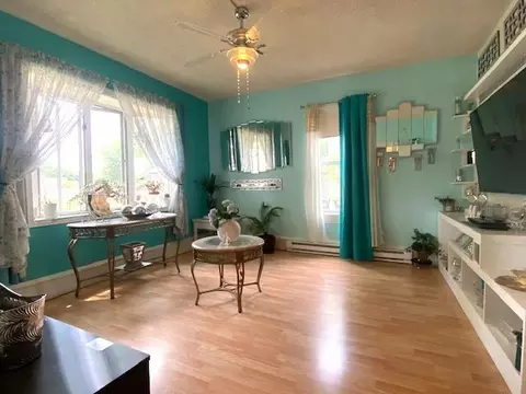 Living - 640 11th St, Windom, MN 56101 photo 1 of 2