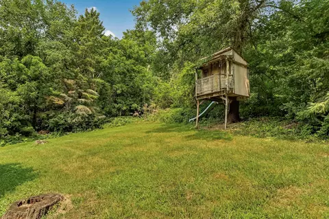 Exterior - 1007 Sunset Rd, Preston, MN 55965 photo 9 of 10