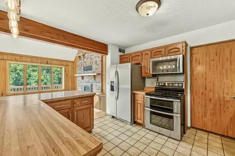 Kitchen - 1007 Sunset Rd, Preston, MN 55965 photo 2 of 8