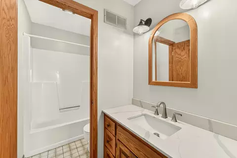 Bath - 1007 Sunset Rd, Preston, MN 55965 photo 3 of 4