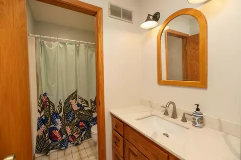 Bath - 1007 Sunset Rd, Preston, MN 55965 photo 4 of 4