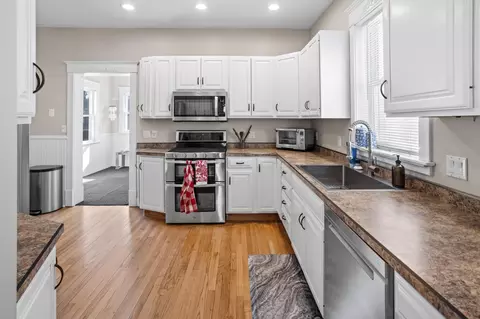 Kitchen - 1124 5th Ave S, Fargo, ND 58103 photo 3 of 7