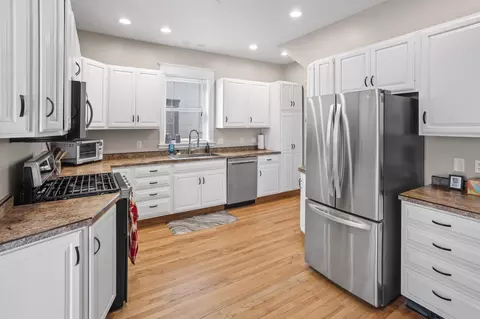 Kitchen - 1124 5th Ave S, Fargo, ND 58103 photo 2 of 7