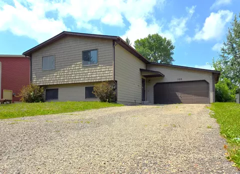 1188 Union Ct, Hastings, MN 55033