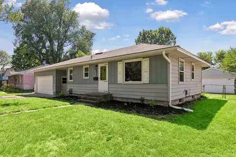 6921 Major Ave N, Brooklyn Center, MN 55429