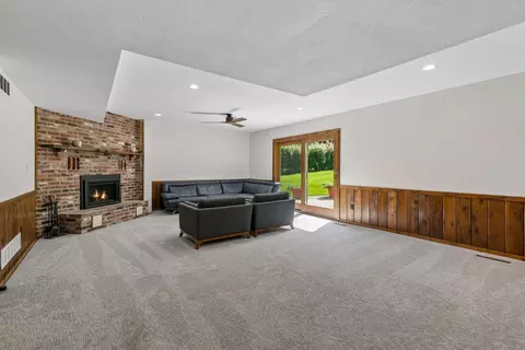 Living - 1544 Mccarthy Rd, Eagan, MN 55121 photo 5 of 6
