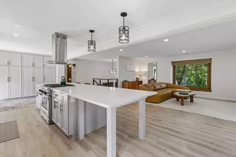 Kitchen - 1544 Mccarthy Rd, Eagan, MN 55121 photo 7 of 14