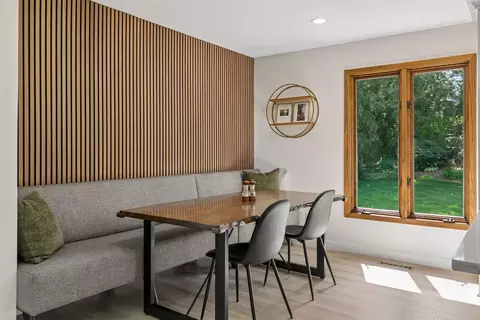 Dining - 1544 Mccarthy Rd, Eagan, MN 55121 photo 2 of 3