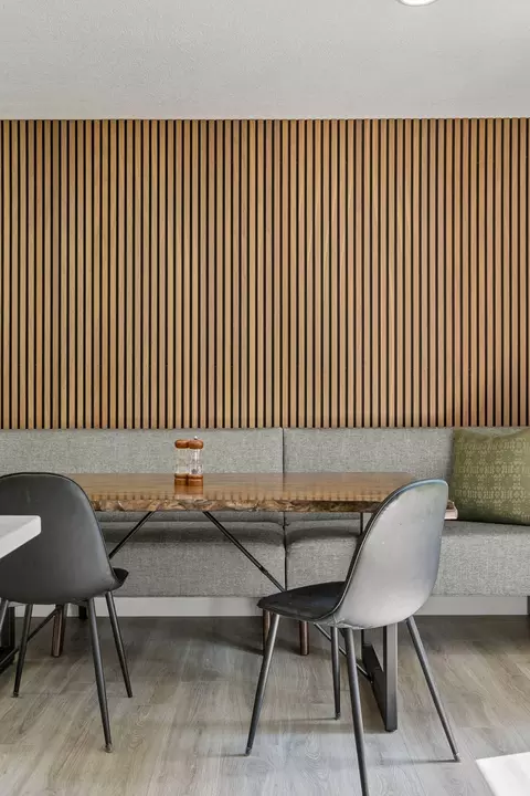 Dining - 1544 Mccarthy Rd, Eagan, MN 55121 photo 3 of 3