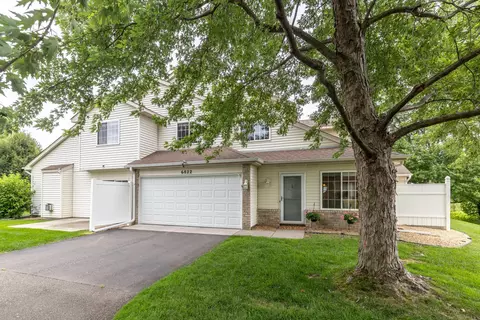 6822 Benton Cir #37, Inver Grove Heights, MN 55076