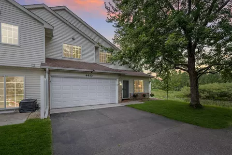 6822 Benton Cir #37, Inver Grove Heights, MN 55076
