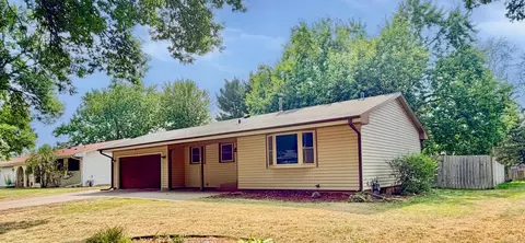 8001 Edgewood Ave N, Brooklyn Park, MN 55445