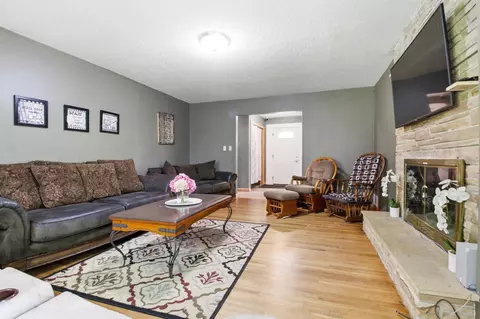 Living - 1128 11th St SW, Willmar, MN 56201 photo 2 of 2