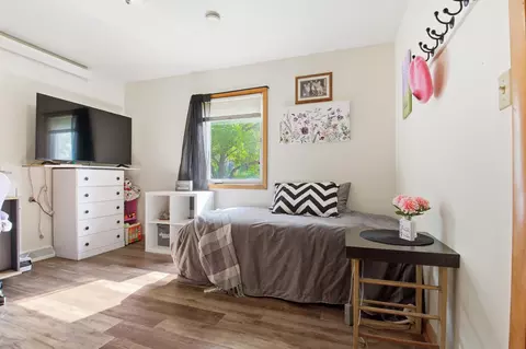 Bedroom - 1128 11th St SW, Willmar, MN 56201 photo 5 of 10