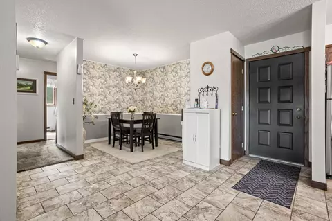 Entry Way - 2402 18th St S #2, Fargo, ND 58103 photo 2 of 5
