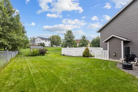 Exterior - 15712 Crocus Ave W, Rosemount, MN 55068 photo 3 of 10