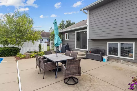 Exterior - 15712 Crocus Ave W, Rosemount, MN 55068 photo 8 of 10