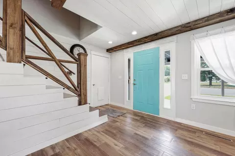 Entry Way - 811 1st Ave E, Ada, MN 56510 photo 1 of 4