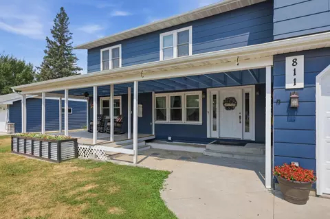 Exterior - 811 1st Ave E, Ada, MN 56510 photo 2 of 7