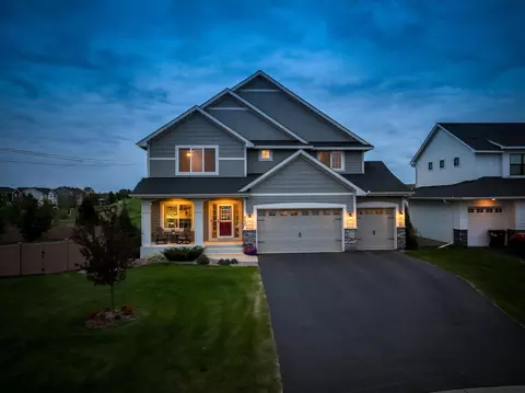 9637 W Wind Cir, Woodbury, MN 55129