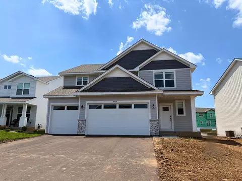 8908 Periwinkle Blvd, Woodbury, MN 55129