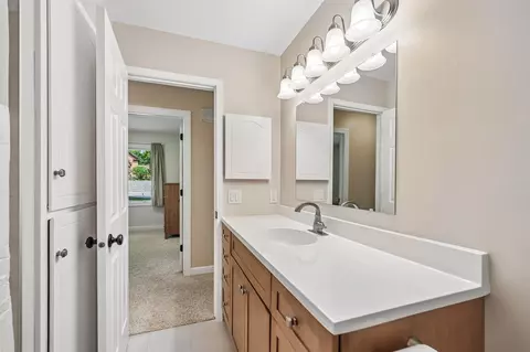 Bath - 6360 Forest Cir, Excelsior, MN 55331 photo 4 of 5