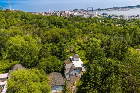 View/Area - 805 W 10th St, Duluth, MN 55806 photo 5 of 13