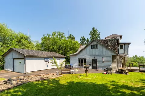 Exterior - 805 W 10th St, Duluth, MN 55806 photo 3 of 9