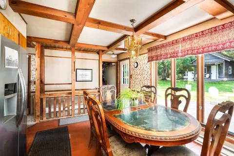 Dining - 805 W 10th St, Duluth, MN 55806 photo 2 of 2
