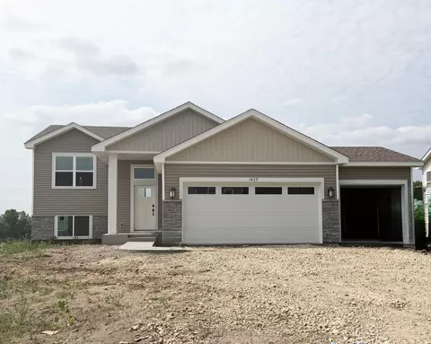 1829 Lincoln Ave, Saint Paul Park, MN 55071