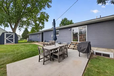 Exterior - 130 4th Ave NW, Elgin, MN 55932 photo 6 of 7