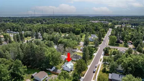 View/Area - 1302 Eklund Ave, Duluth, MN 55811 photo 1 of 4