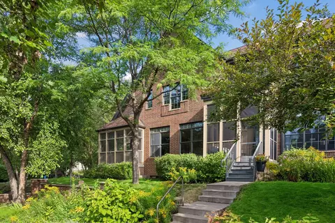 1401 Franklin Ave SE, Minneapolis, MN 55414