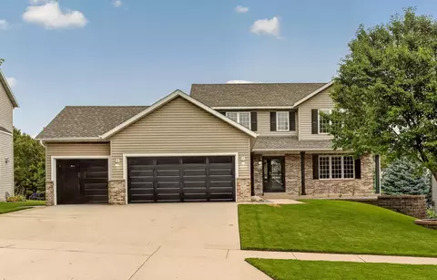 6240 25th Ave NW, Rochester, MN 55901