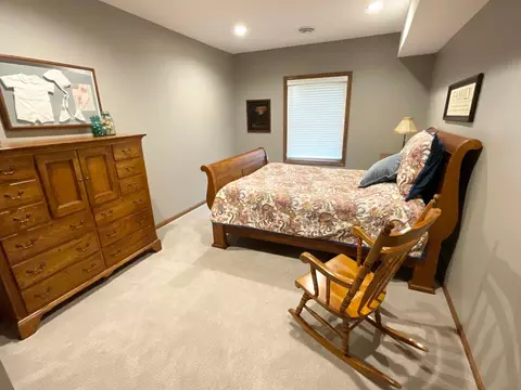Bedroom - 2201 7th St NW #C, Austin, MN 55912 photo 5 of 6