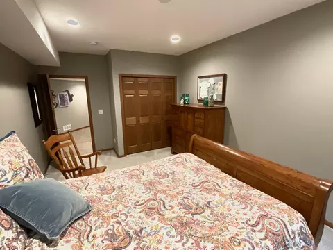 Bedroom - 2201 7th St NW #C, Austin, MN 55912 photo 6 of 6