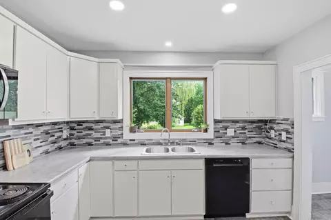 Kitchen - 89678 130th St, Maynard, MN 56260 photo 2 of 2