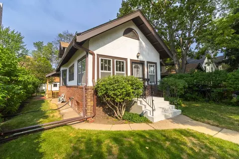912 30th Ave S, Minneapolis, MN 55406