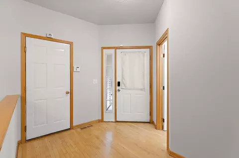 Entry Way - 4179 Running Brook Rd, Eagan, MN 55122 photo 2 of 4