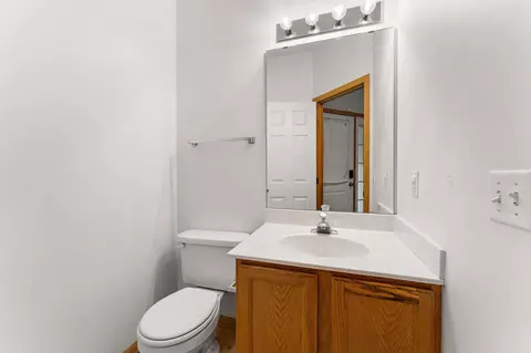 Bath - 4179 Running Brook Rd, Eagan, MN 55122 photo 1 of 3