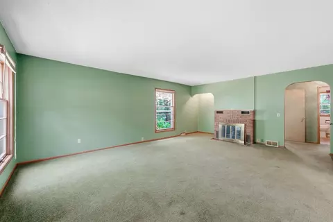 Living - 24 21st Ave S, Saint Cloud, MN 56301 photo 3 of 3