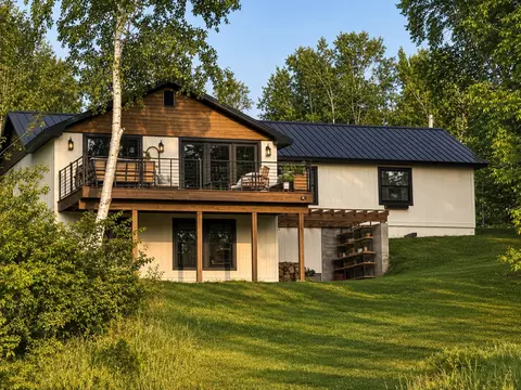 Exterior - 1819 Pine Street Rd, Ely, MN 55731 photo 2 of 19