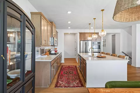 Kitchen - 4653 Carnation Ct, Minnetrista, MN 55331 photo 6 of 9