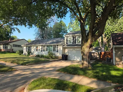 1536 9th Ave NE, Rochester, MN 55906