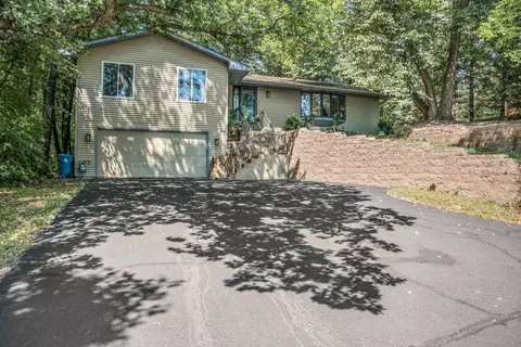 11708 Sunset Trl, Plymouth, MN 55441