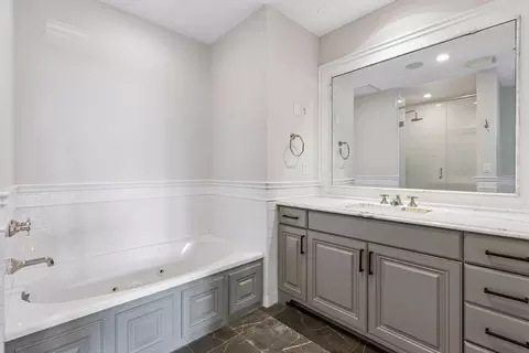 Bath - 4201 Sunset Dr #N104, Spring Park, MN 55384 photo 1 of 3