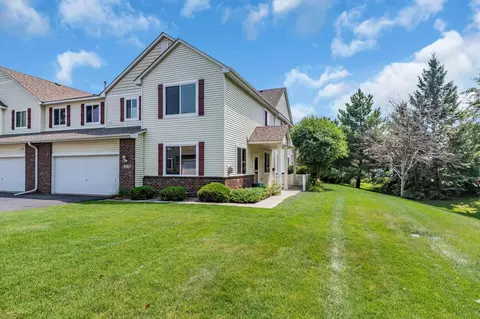 9795 Vagabond Ln N, Maple Grove, MN 55311